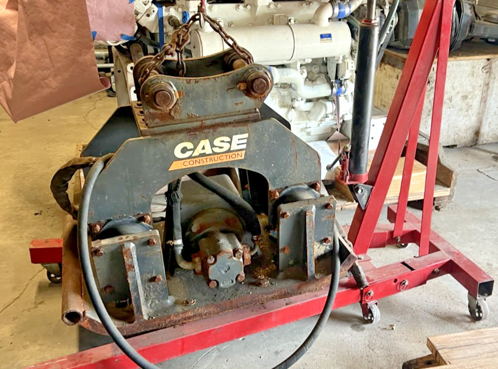Toku / CASE SC60 Plate Compactor Attachment with pins