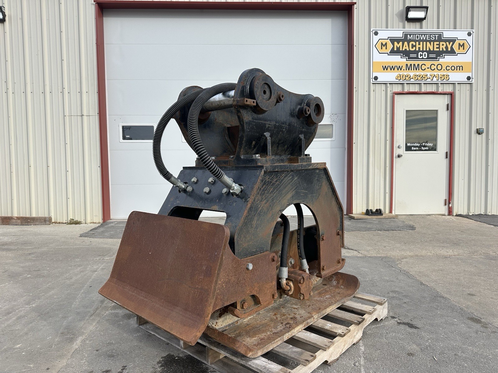 Caterpillar CVP110 Vibratory Compactor Excavator CB Linkage 90mm pins