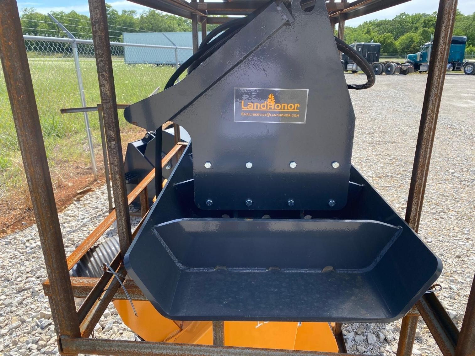 Landhoner 6′ 72″ Vibratory Universal Mount Skid Steer Plate Compactor WE SHIP!