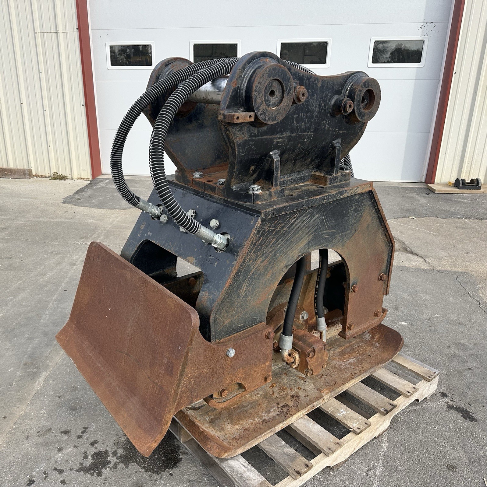 Caterpillar CVP110 Vibratory Compactor Excavator CB Linkage 90mm pins