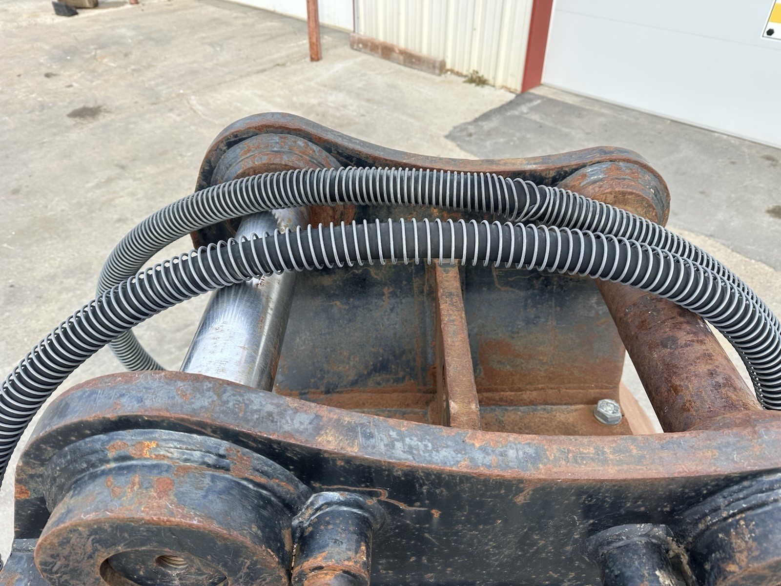 Caterpillar CVP110 Vibratory Compactor Excavator CB Linkage 90mm pins