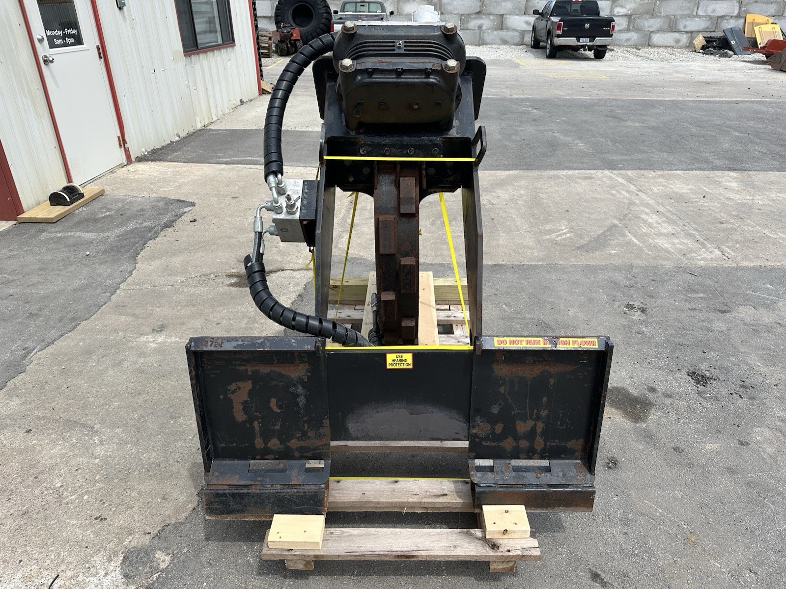 Trench Grader SP42 Vibratory Compactor Wheel SP48 Skid loader Skid steer bobcat