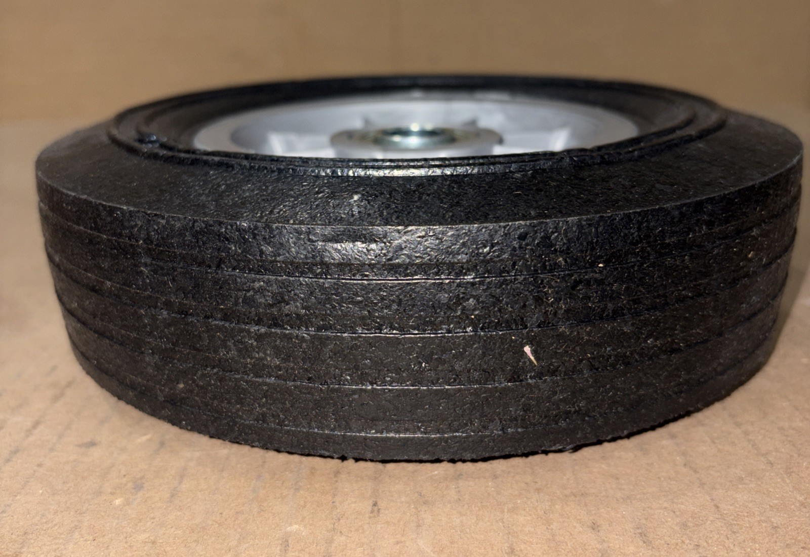 Norton 868395NRT Rear Wheel OEM NOS