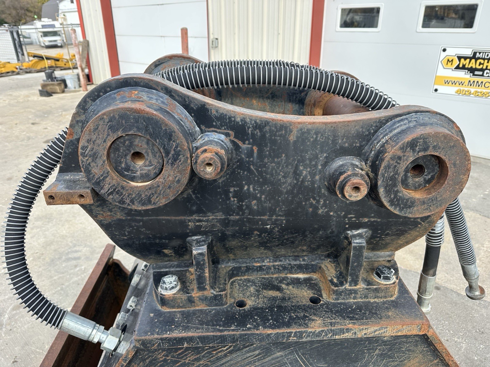 Caterpillar CVP110 Vibratory Compactor Excavator CB Linkage 90mm pins