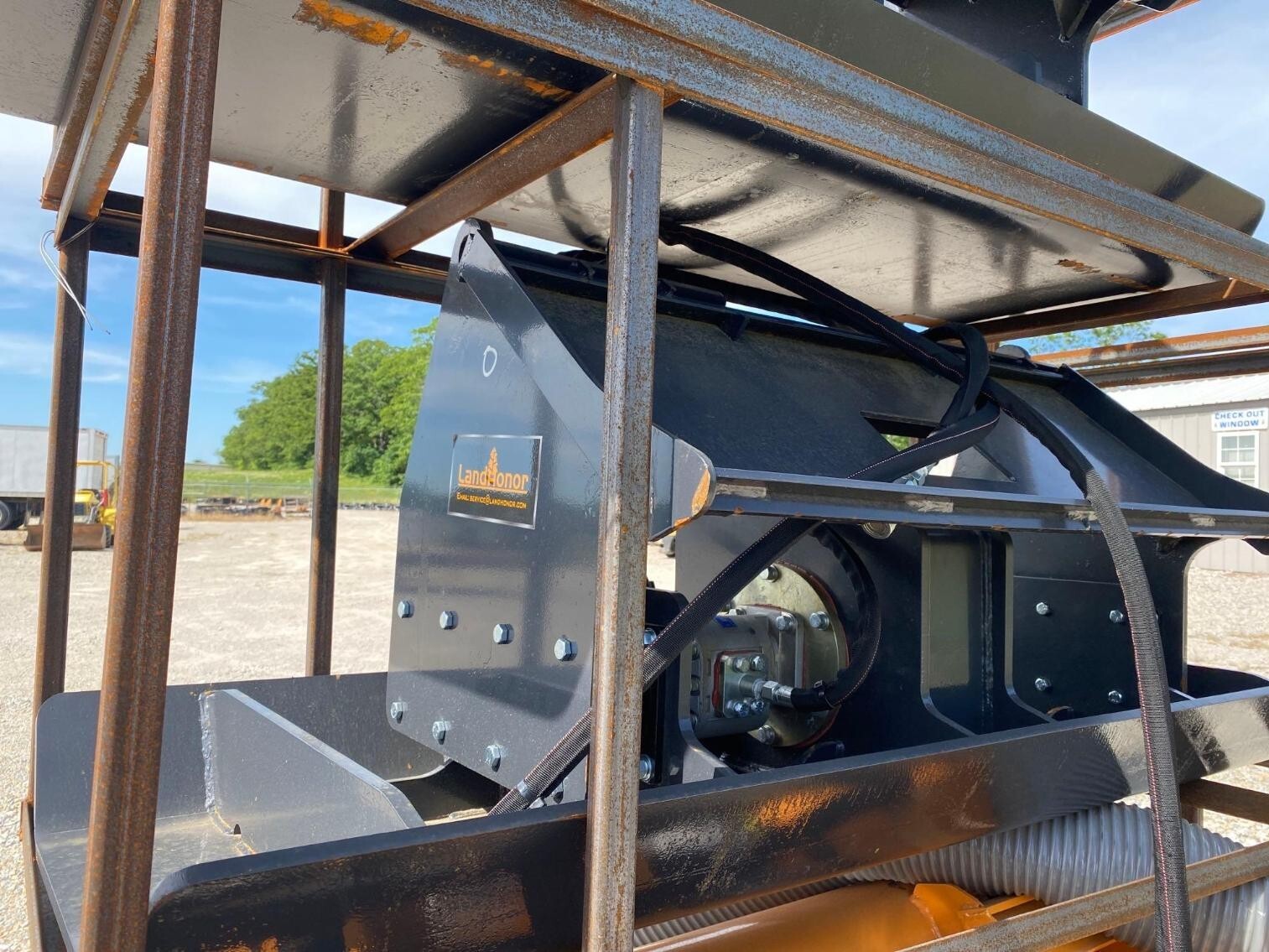 Landhoner 6′ 72″ Vibratory Universal Mount Skid Steer Plate Compactor WE SHIP!